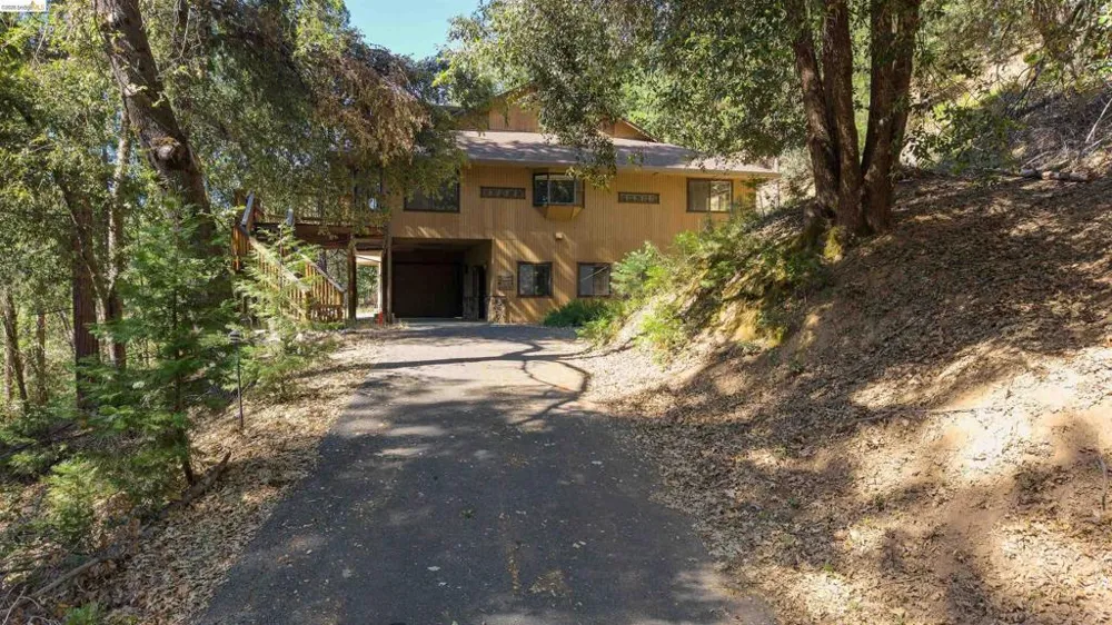 23113 Red Wing Trl Twain Harte, CA 95383