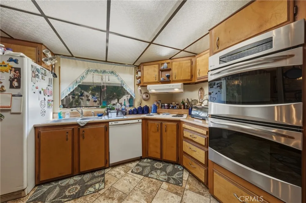 7035 Floyd Way Nice, CA 95464