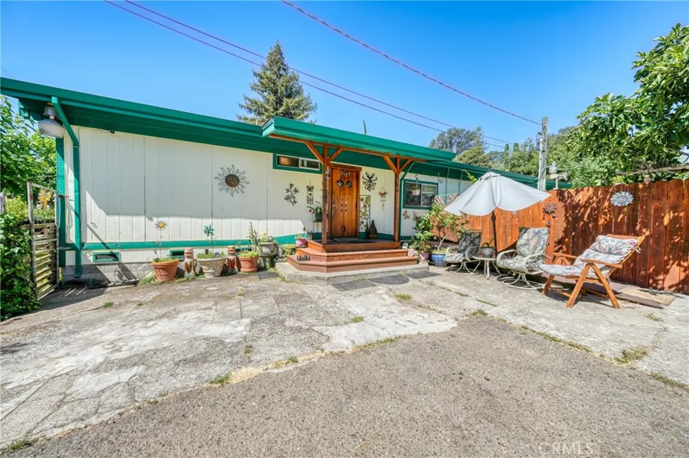 7035 Floyd Way Nice, CA 95464