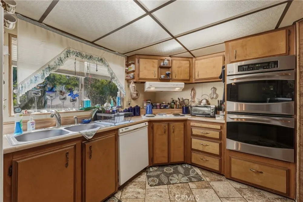 7035 Floyd Way Nice, CA 95464