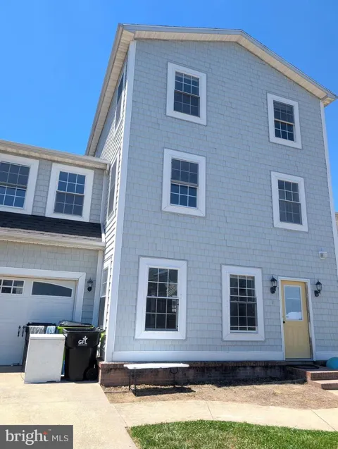200 W MARKET STREET #2