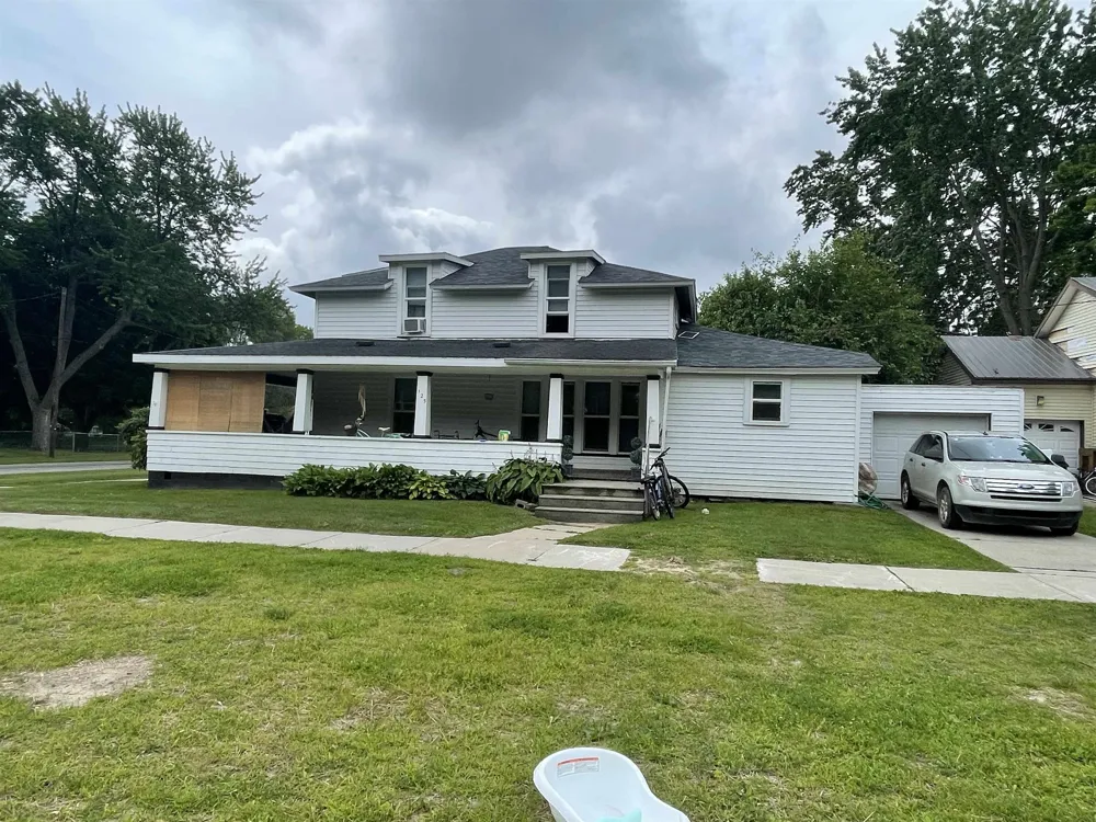 125 Cedar Avenue Alma City, MI 48801