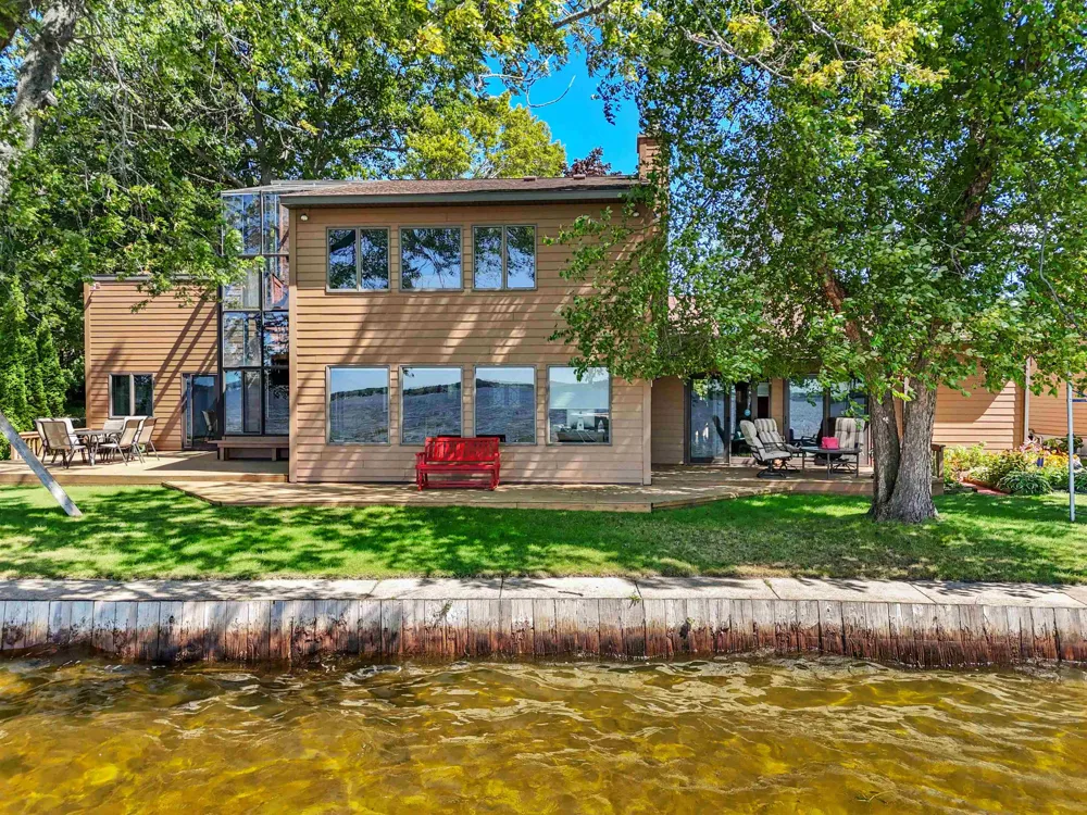 311 E Lake Mitchell Drive Cherry Grove Township, MI 49601