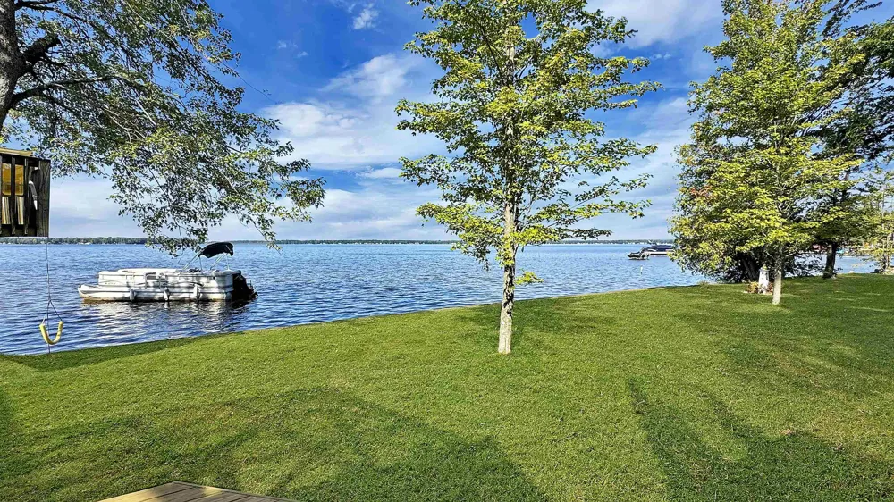 311 E Lake Mitchell Drive Cherry Grove Township, MI 49601
