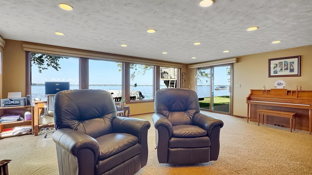 311 E Lake Mitchell Drive Cherry Grove Township, MI 49601