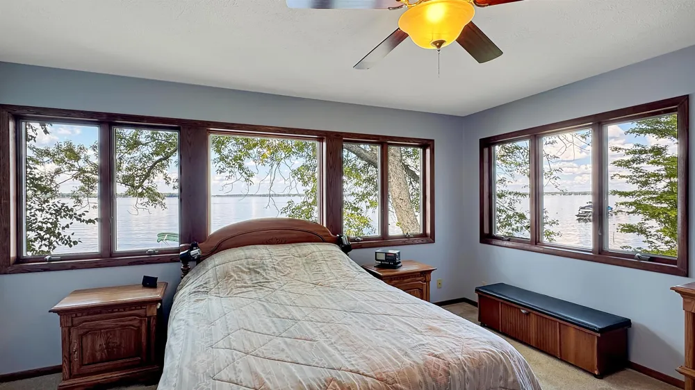 311 E Lake Mitchell Drive Cherry Grove Township, MI 49601