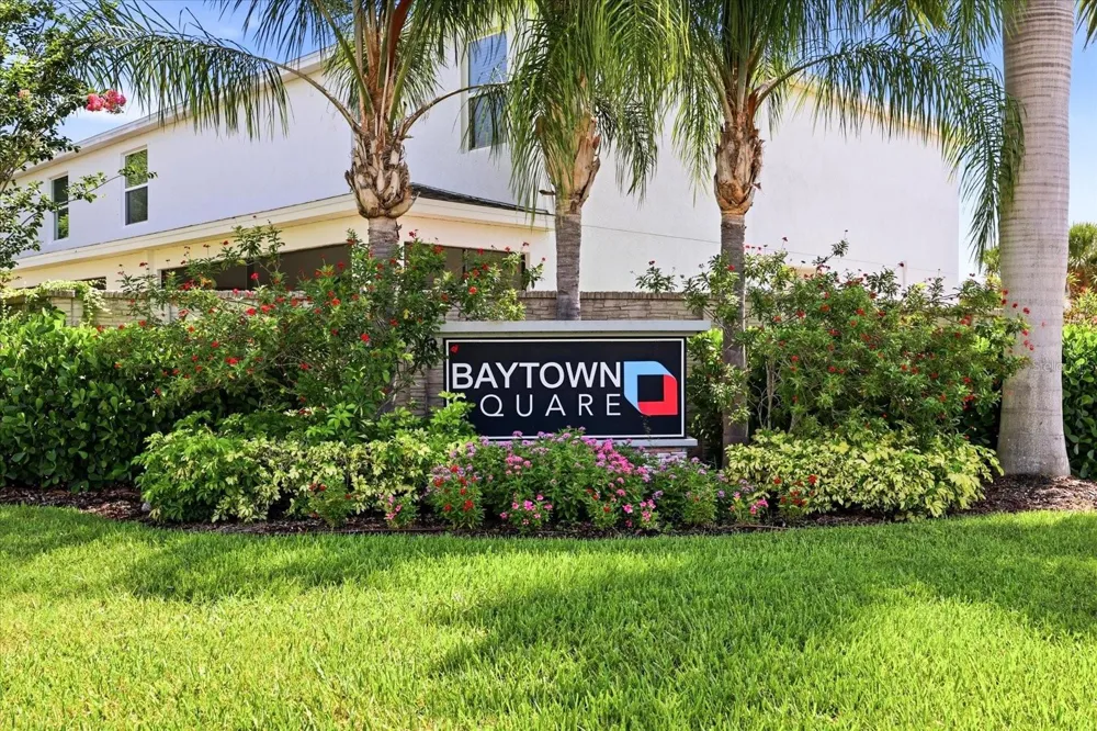 6453 BAYTOWN DRIVE Sarasota, FL 34240