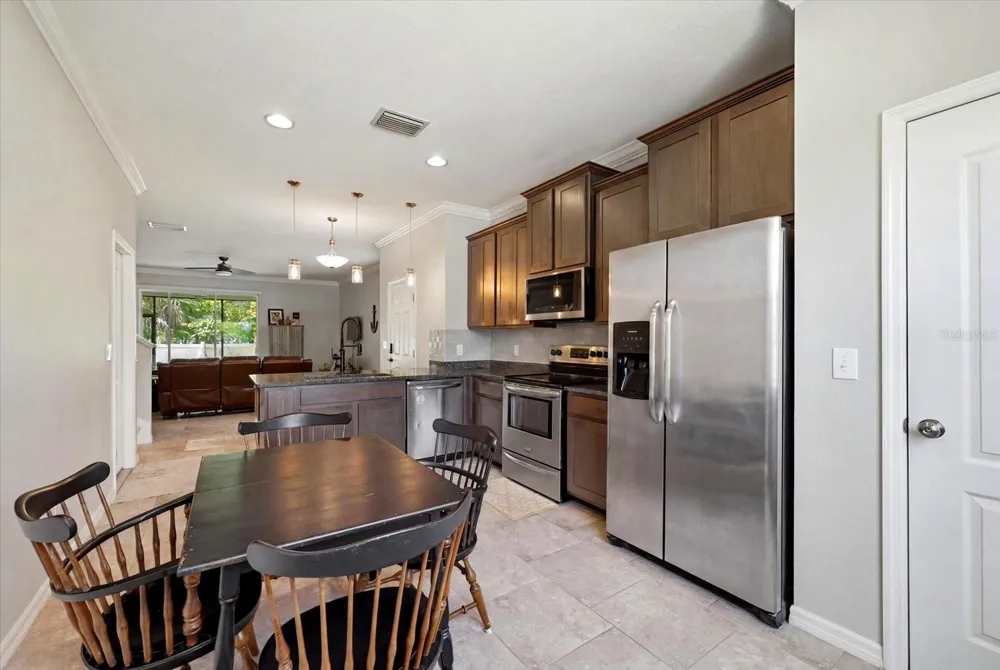 6453 BAYTOWN DRIVE Sarasota, FL 34240