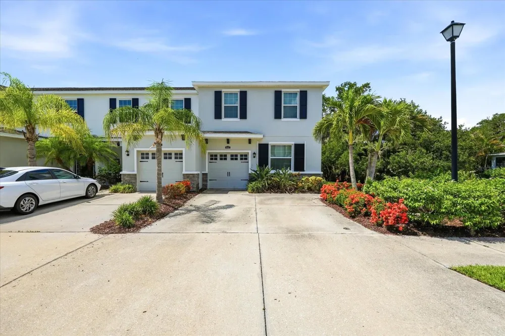 6453 BAYTOWN DRIVE Sarasota, FL 34240
