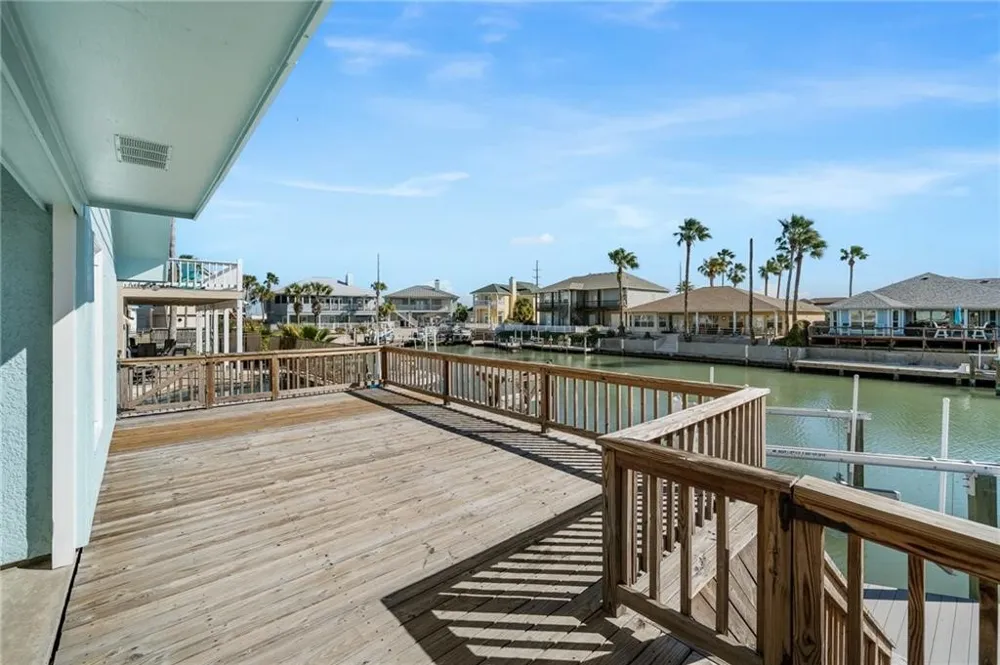 127 Sea Mist Drive Aransas Pass, TX 78336