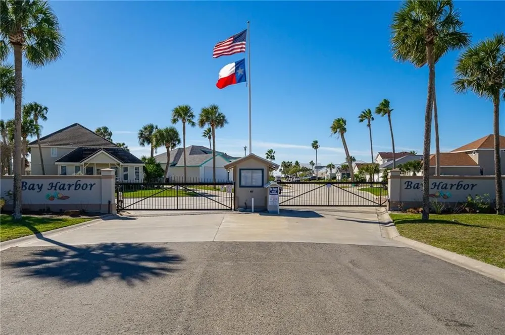 127 Sea Mist Drive Aransas Pass, TX 78336