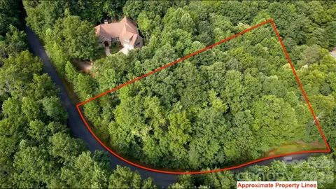 724 Streamside Drive