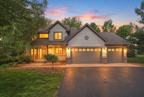 964 Fraser Lane