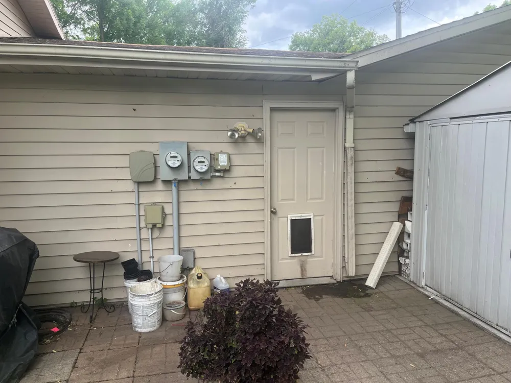 301 5th Street SW Hankinson, ND 58041