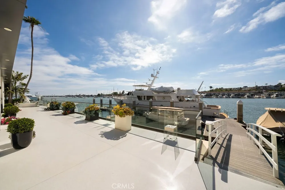 87 Linda Newport Beach, CA 92660