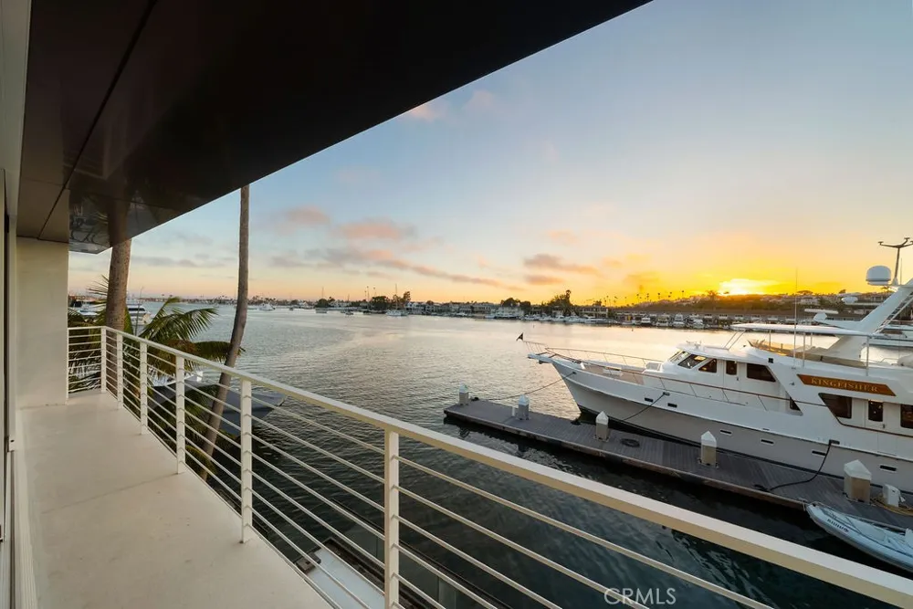 87 Linda Newport Beach, CA 92660