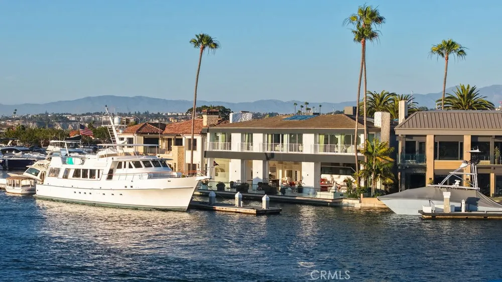87 Linda Newport Beach, CA 92660