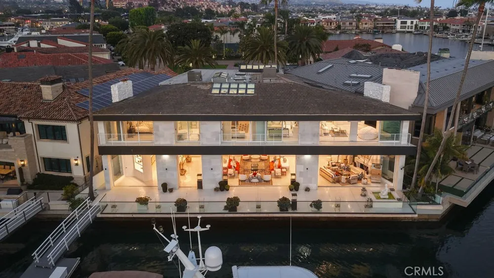 87 Linda Newport Beach, CA 92660