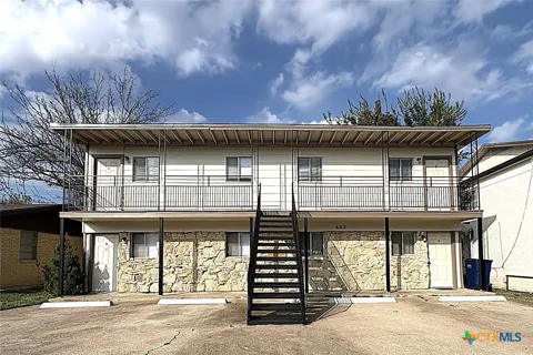 602 Sunset Lane #B