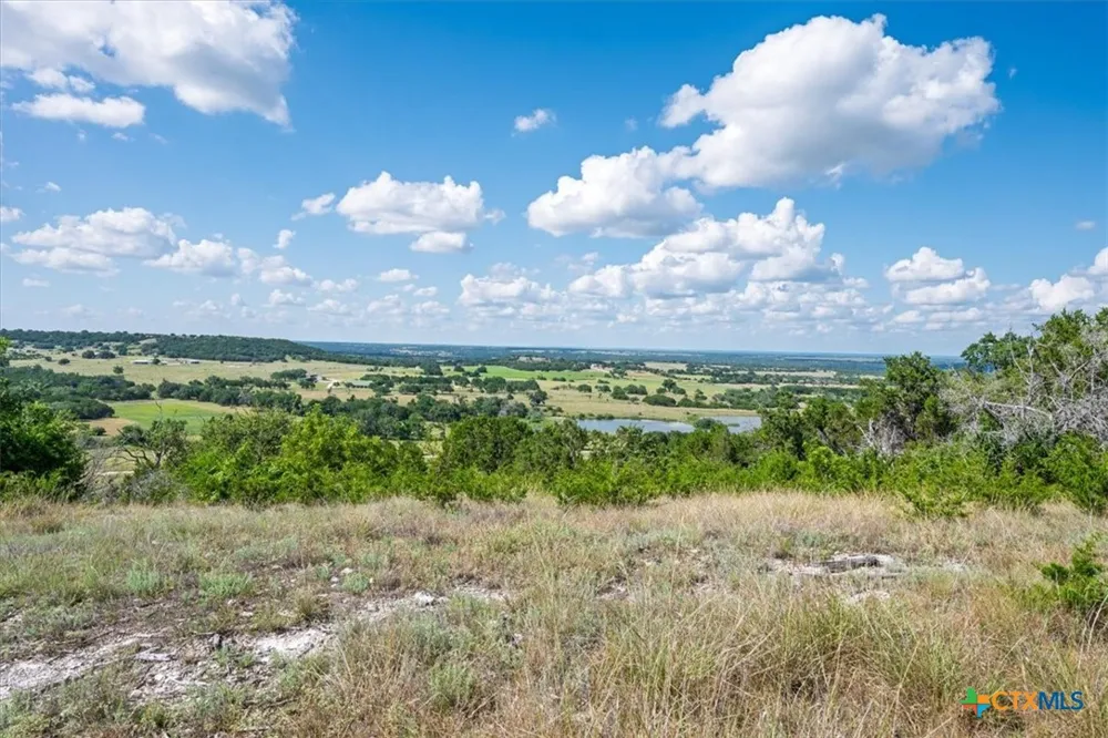 2340 County Road 152 Purmela, TX 76566