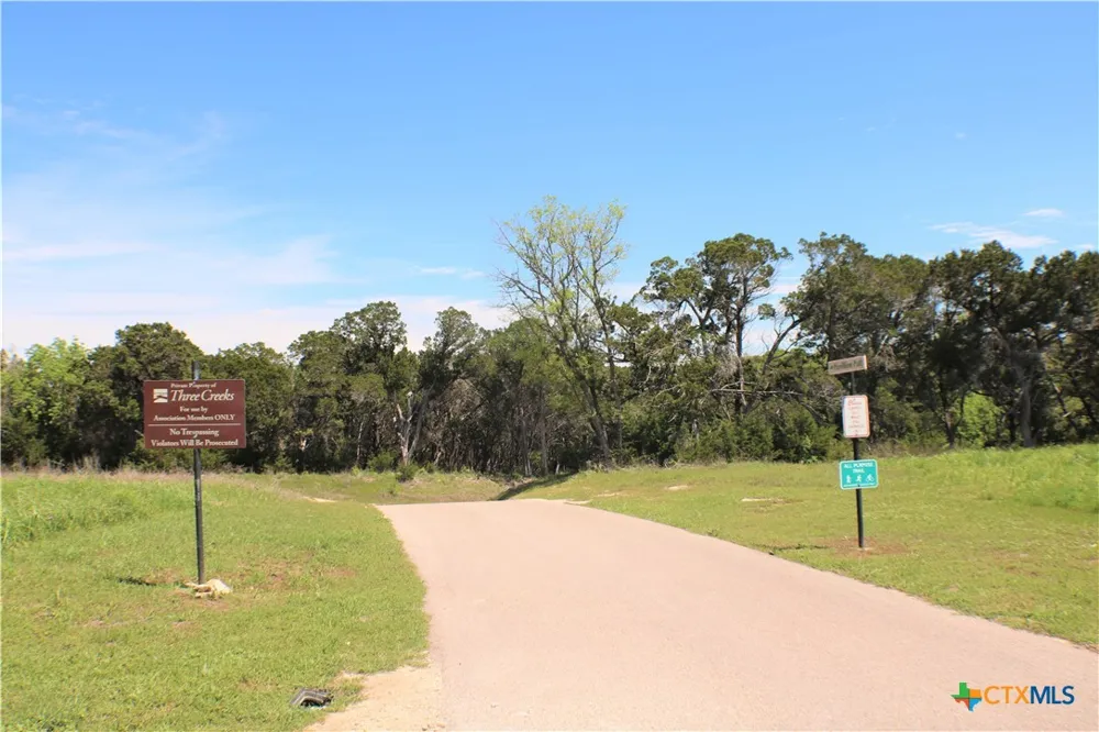 5242 Lassen Lane Belton, TX 76513