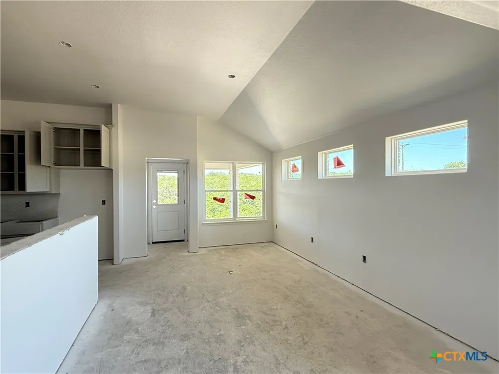 5242 Lassen Lane Belton, TX 76513