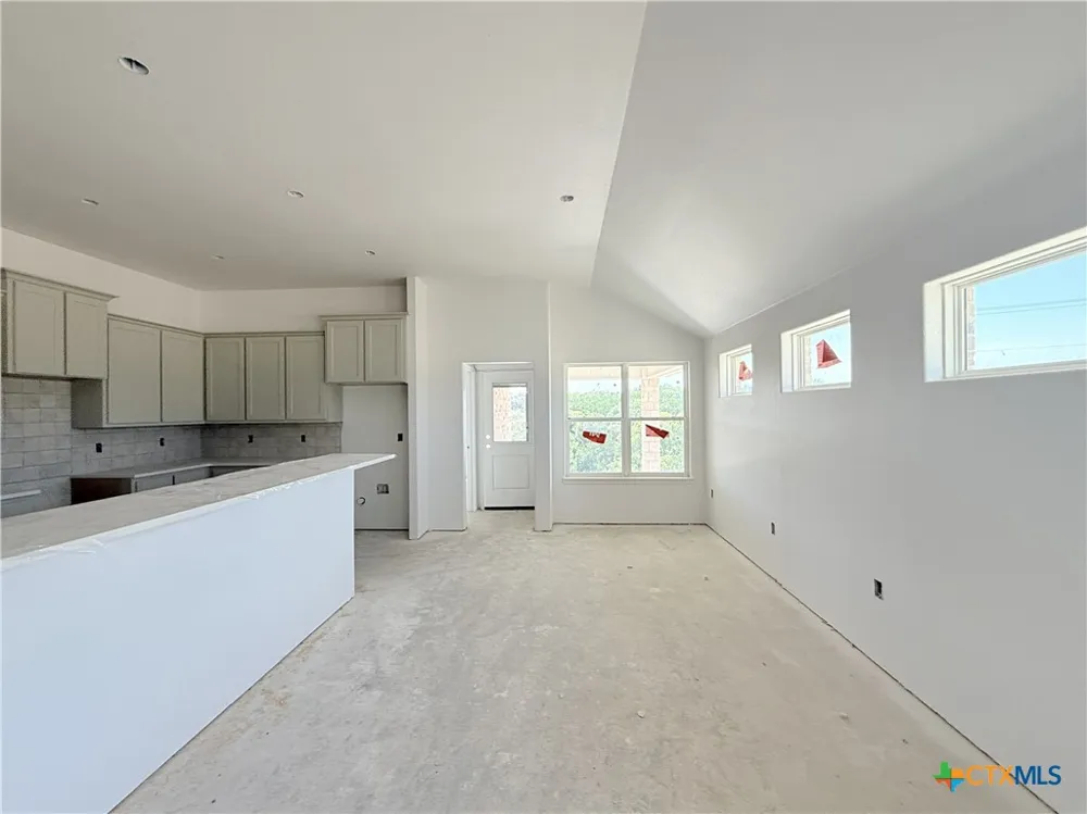 5242 Lassen Lane Belton, TX 76513