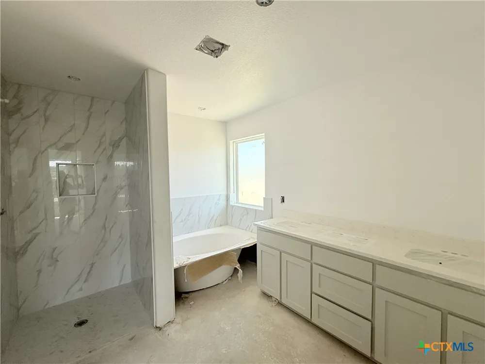 5242 Lassen Lane Belton, TX 76513