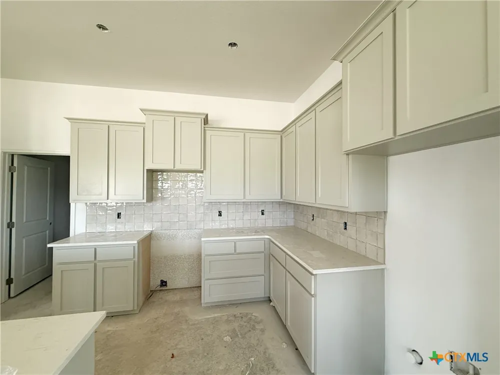5242 Lassen Lane Belton, TX 76513