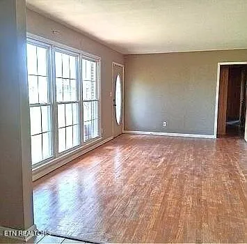 992 Shelly Rd Decherd, TN 37324