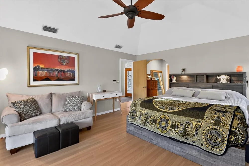 4424 FRIAR TUCK LANE Sarasota, FL 34232