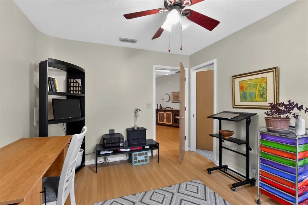 4424 FRIAR TUCK LANE Sarasota, FL 34232