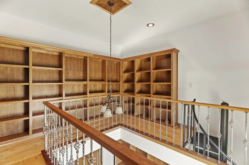 2180 La Ventana Parkway Driftwood, TX 78619