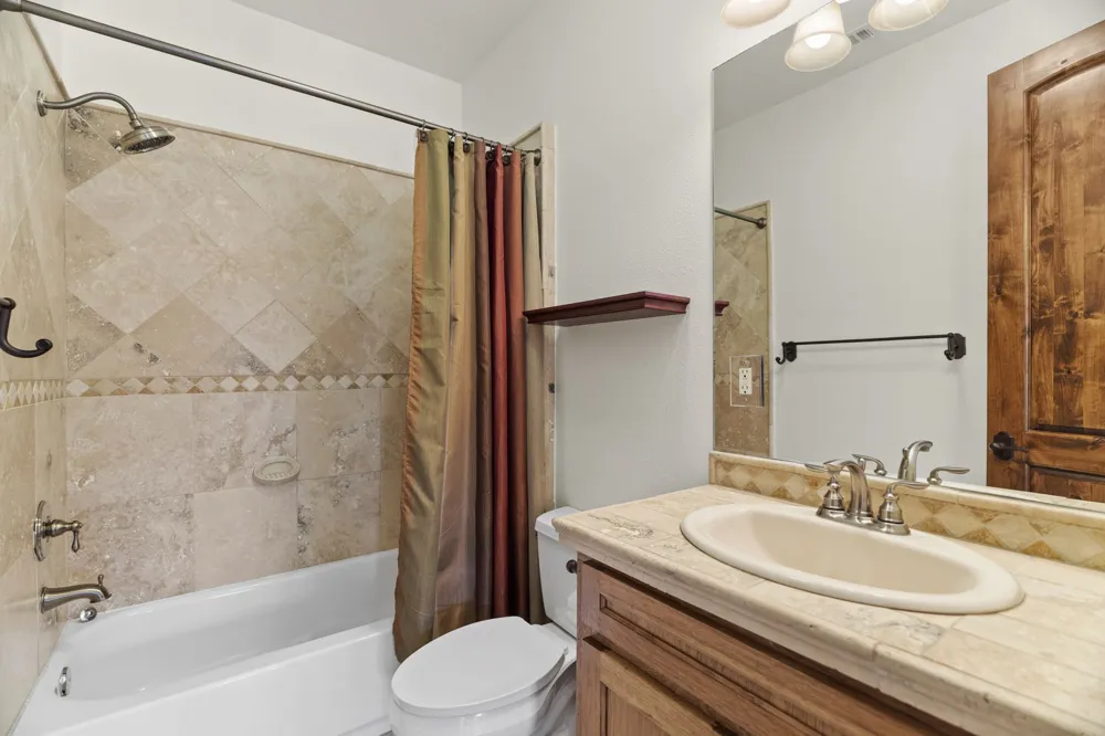 2180 La Ventana Parkway Driftwood, TX 78619