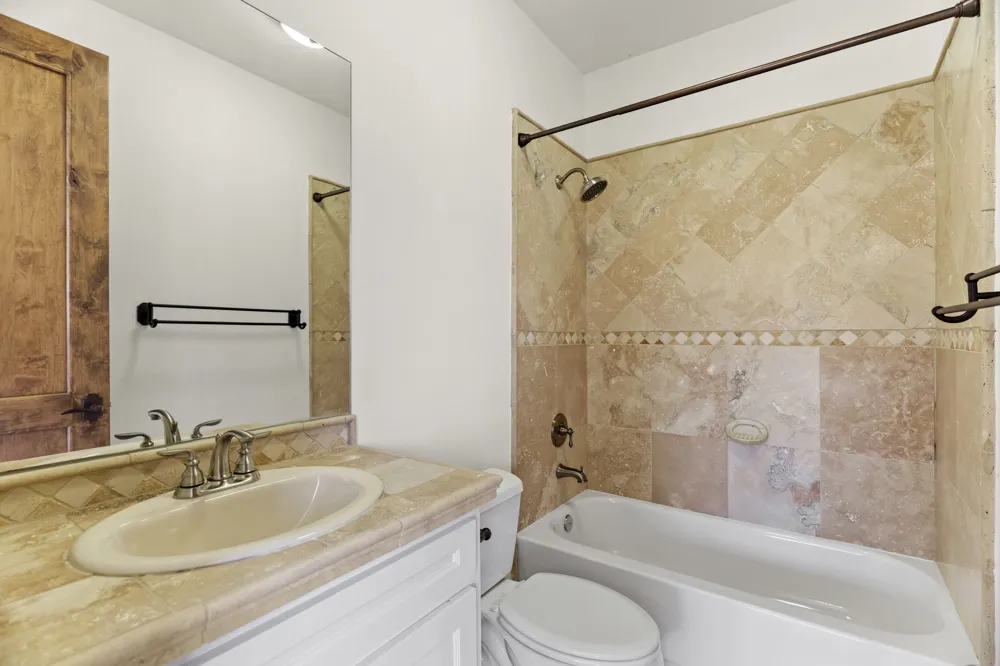 2180 La Ventana Parkway Driftwood, TX 78619