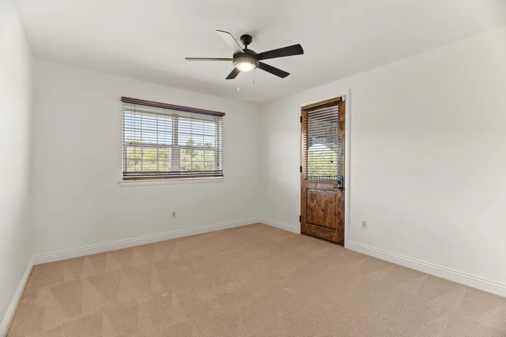 2180 La Ventana Parkway Driftwood, TX 78619