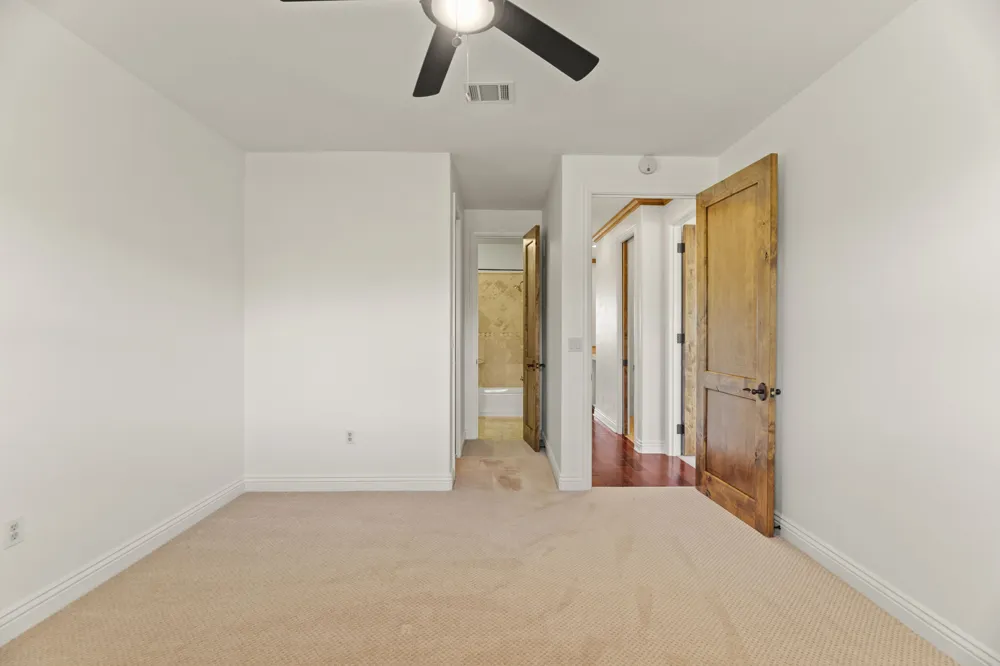 2180 La Ventana Parkway Driftwood, TX 78619