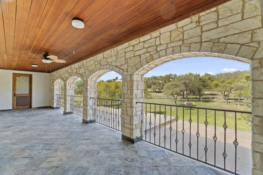 2180 La Ventana Parkway Driftwood, TX 78619