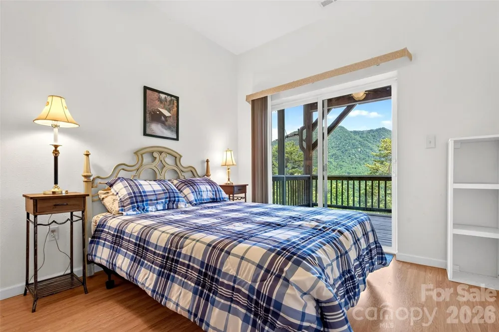 40 E Valley View Drive Marion, NC 28752