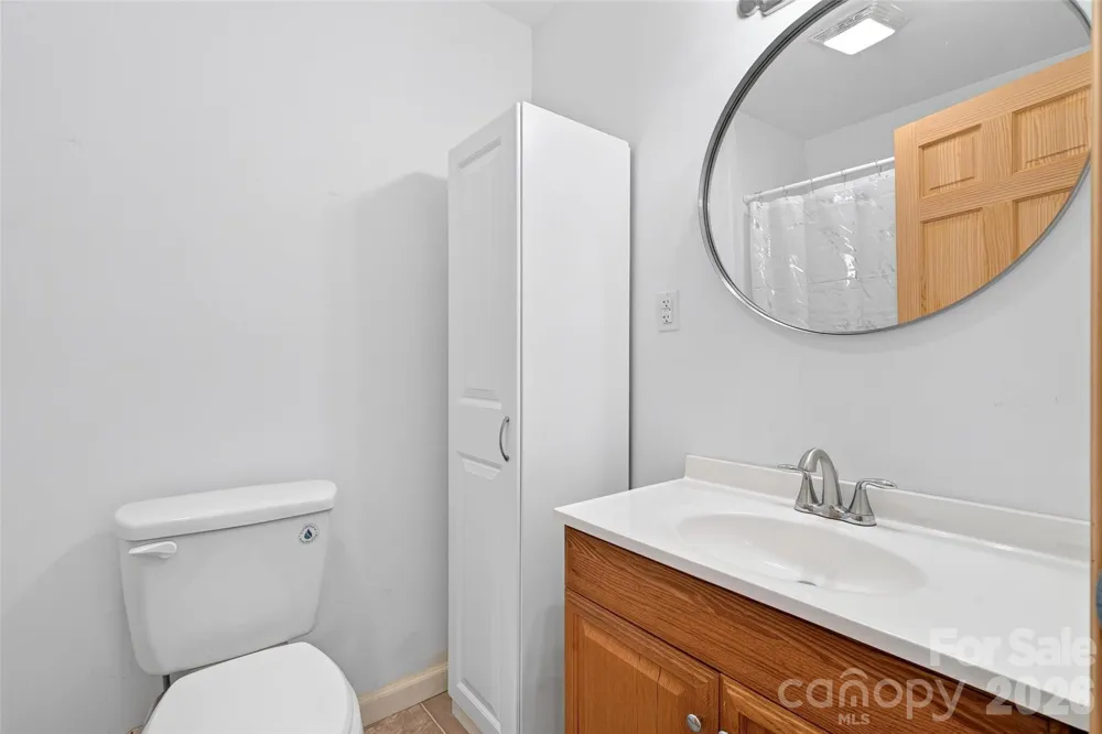 40 E Valley View Drive Marion, NC 28752