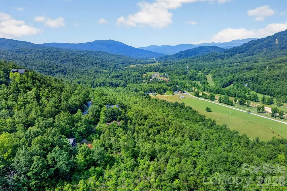 40 E Valley View Drive Marion, NC 28752