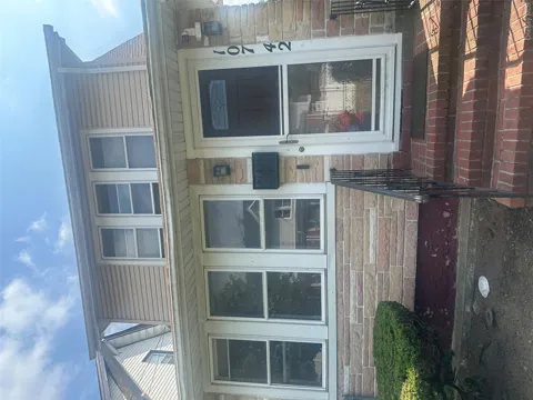 10742 Robard Lane