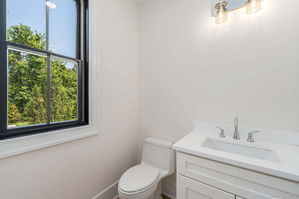 7 Sea Crest Court Jamesport, NY 11947
