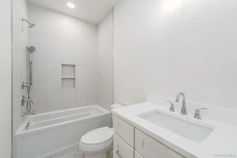 7 Sea Crest Court Jamesport, NY 11947