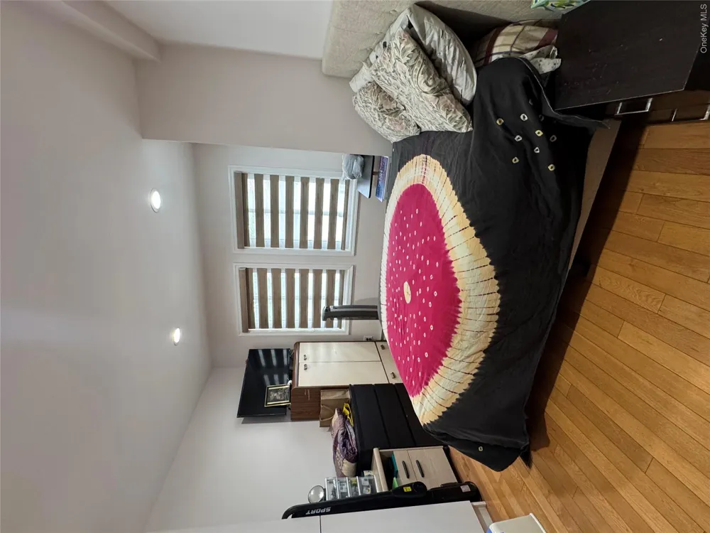 76-53 271st Street New Hyde Park, NY 11040