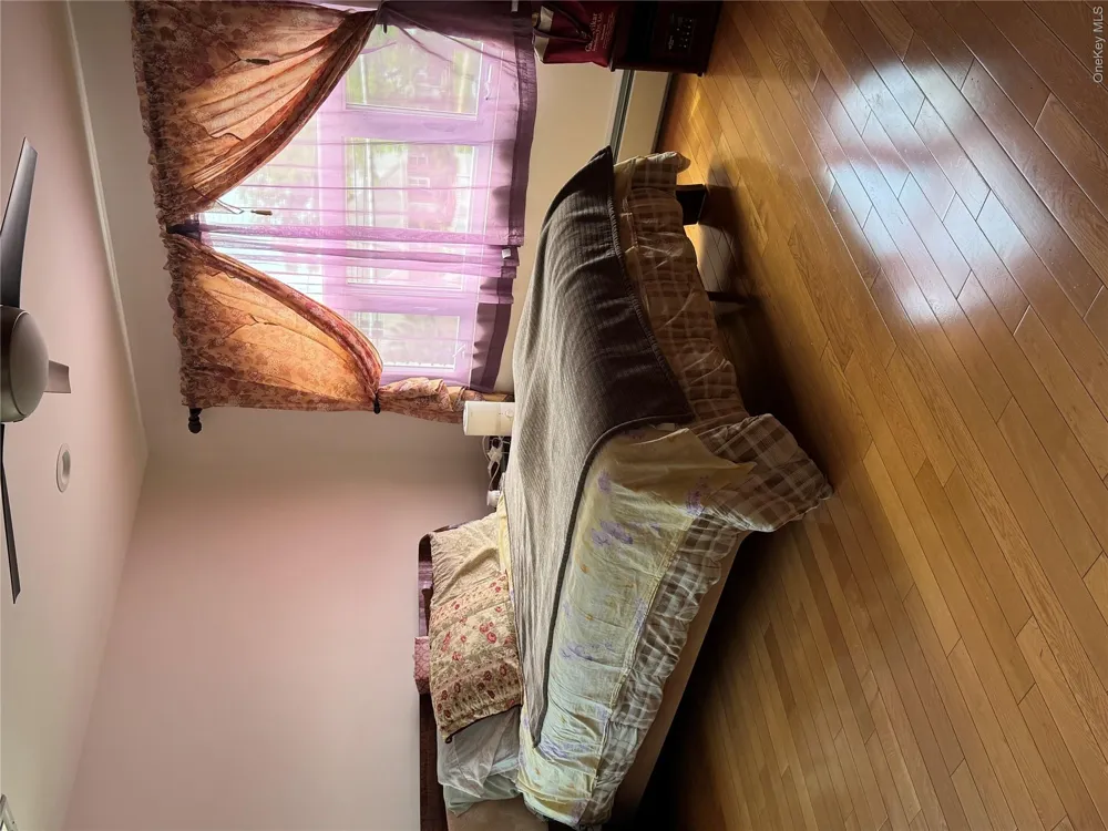 76-53 271st Street New Hyde Park, NY 11040
