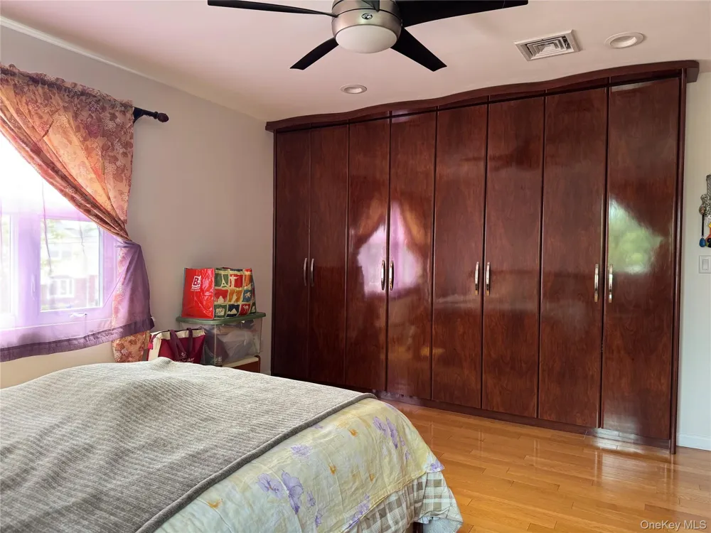 76-53 271st Street New Hyde Park, NY 11040