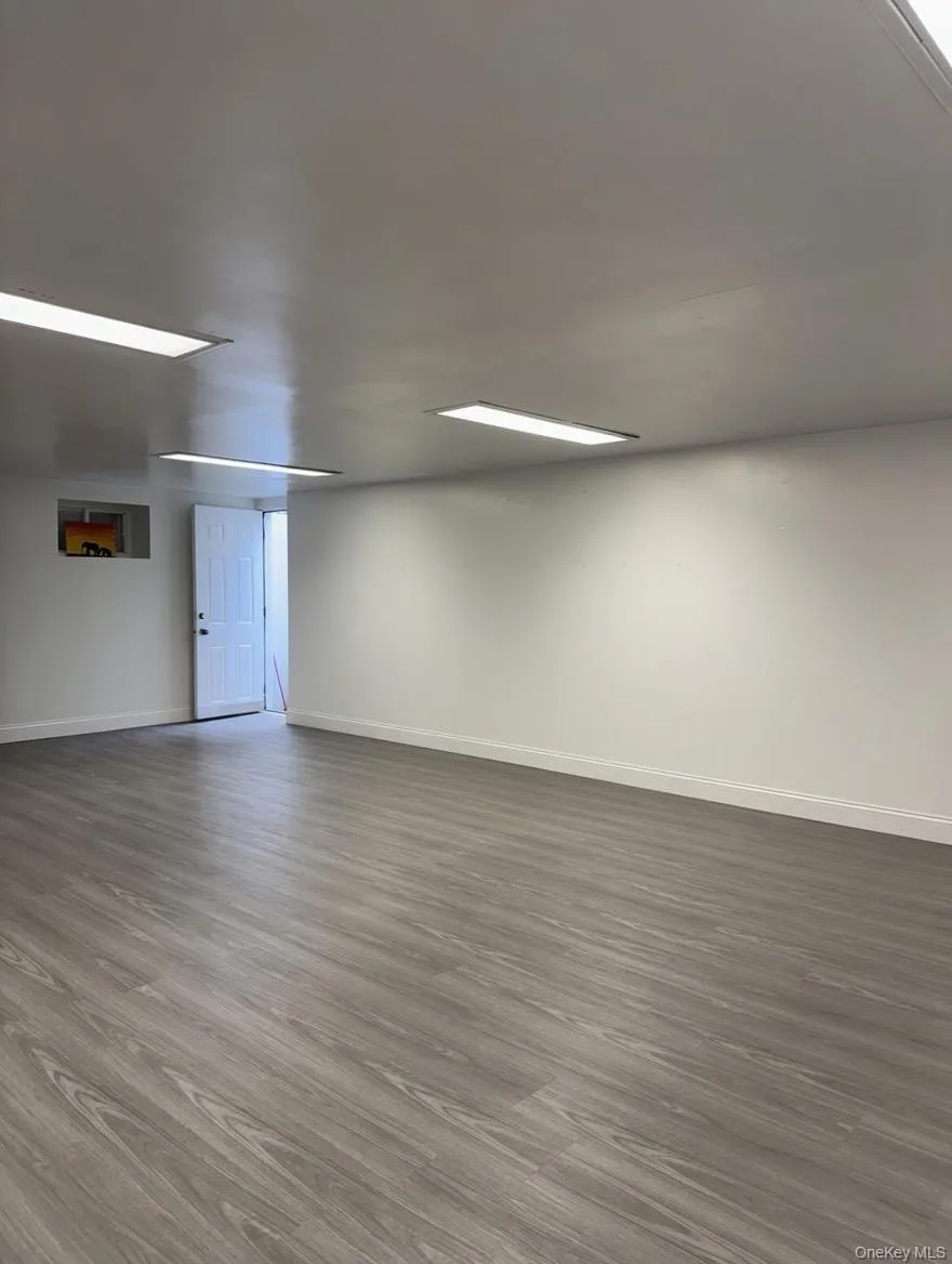 76-53 271st Street New Hyde Park, NY 11040