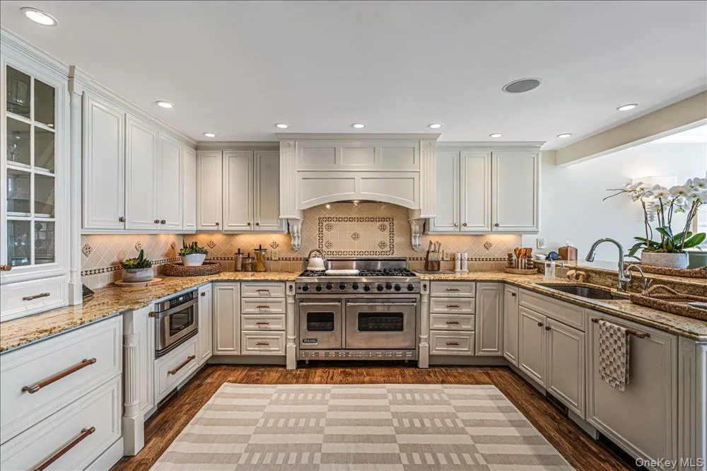 291 Dune Road Westhampton Beach, NY 11978