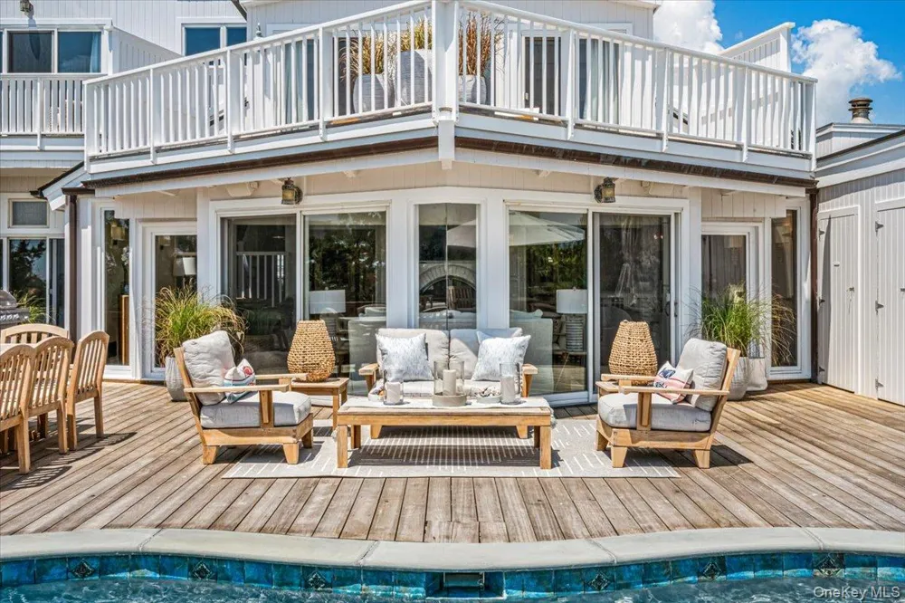 291 Dune Road Westhampton Beach, NY 11978